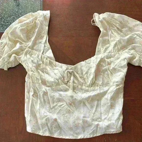 NWT Urban Outfitters white and yellow, puff sleeve milkmaid crop top; size XS - Picture 2 of 8